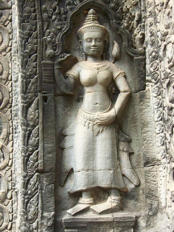 Ta Prohm (Ancêtre Brahma),le temple envahi par la jungle.
